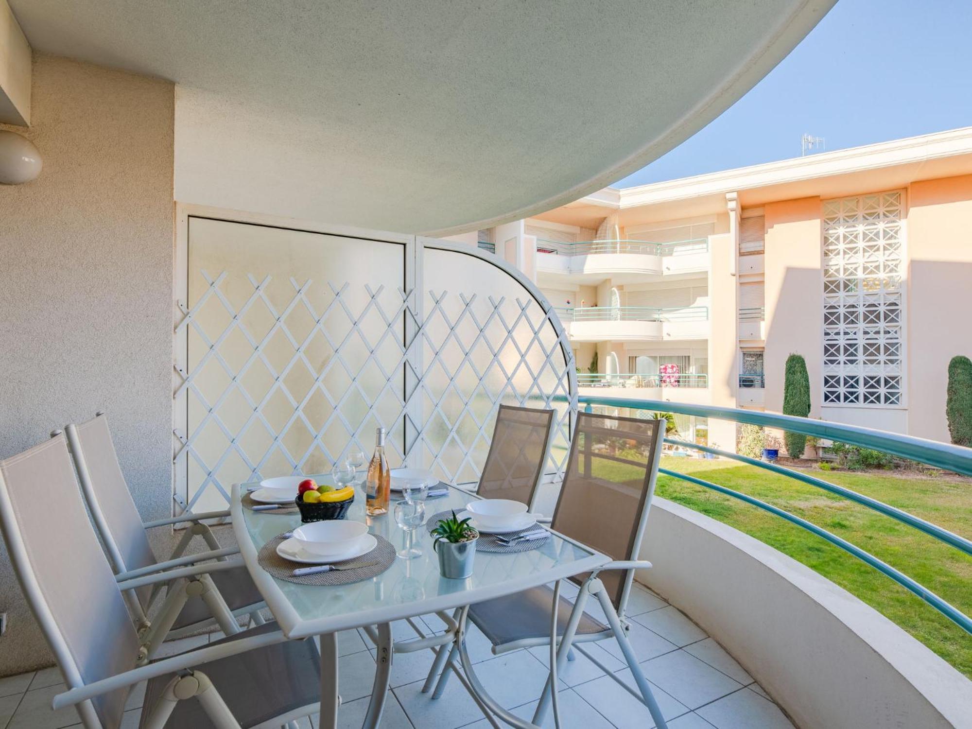 Apartment Le Cesaree-5 By Interhome Фрежюс Экстерьер фото